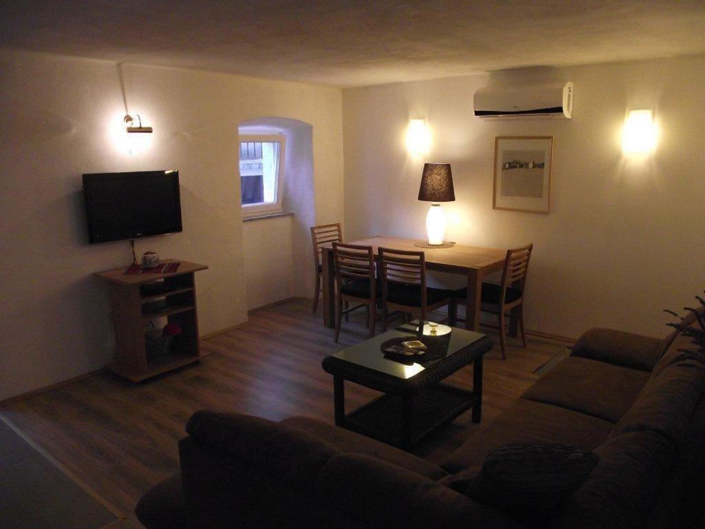 Apartments Dobrinj Pokój zdjęcie