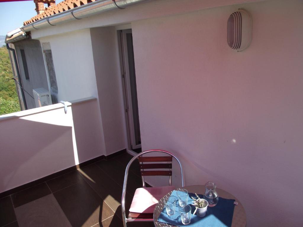Apartments Dobrinj Pokój zdjęcie